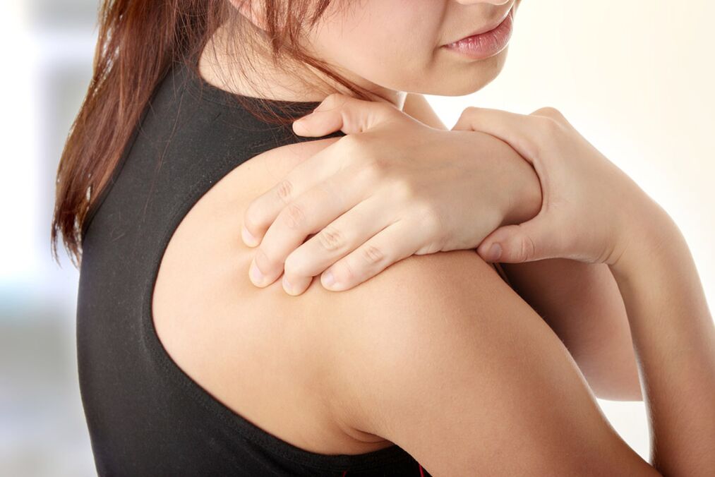 颈椎骨软骨病可能伴有肩部疼痛